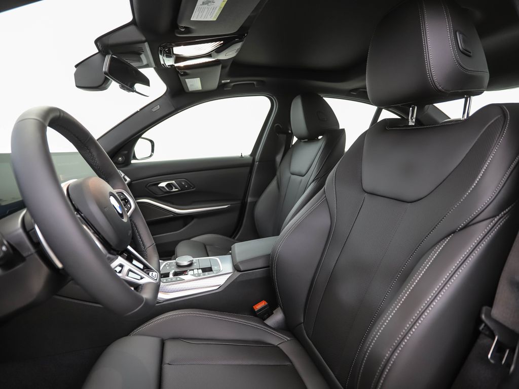 Thumbnail: 2026 BMW 3 Series - 11