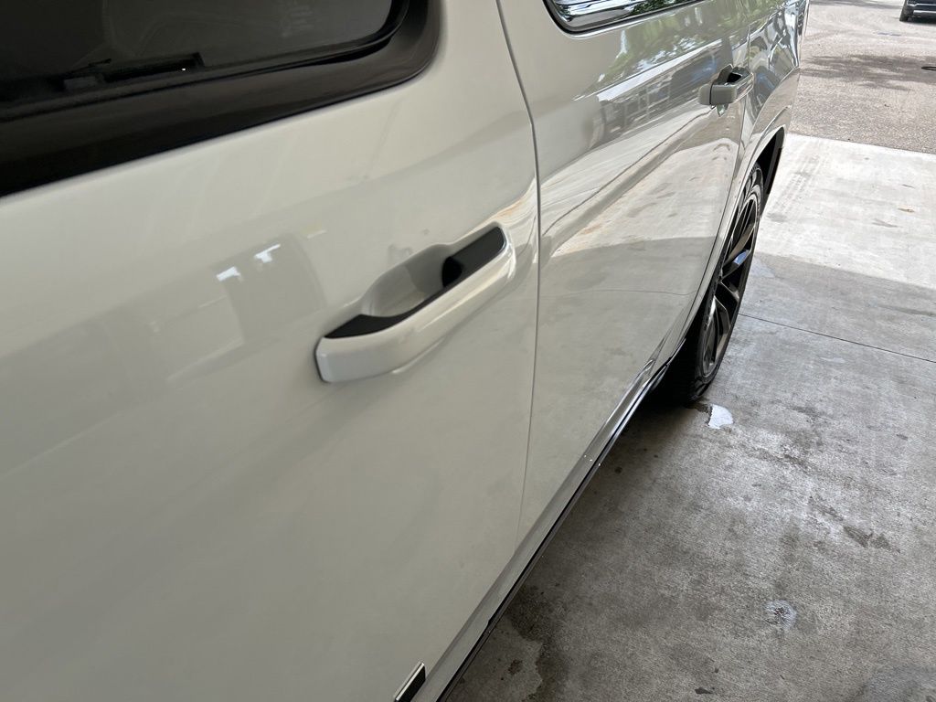 Used 2025 White Jeep Series III image 17