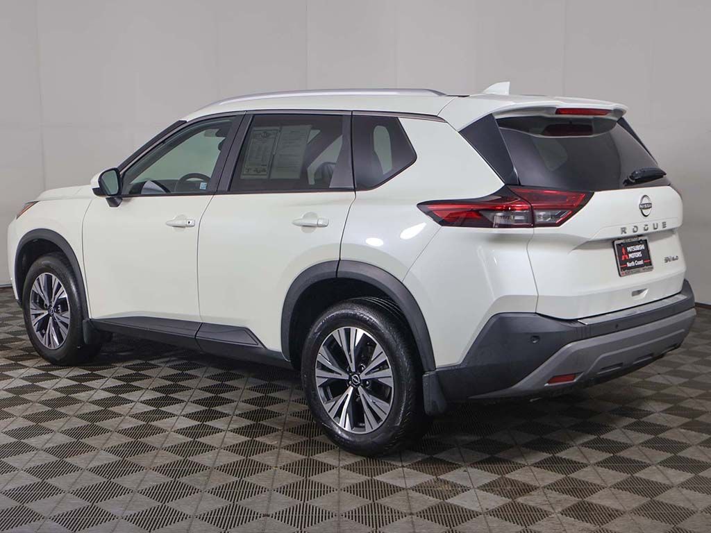 Used 2023 White Nissan SV image 10