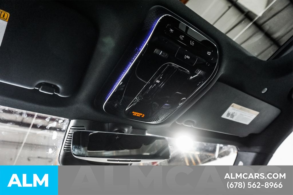 Used 2025 White Mercedes-Benz GLC 300 image 49