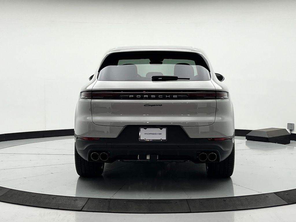 Thumbnail: 2026 Porsche Cayenne - 10