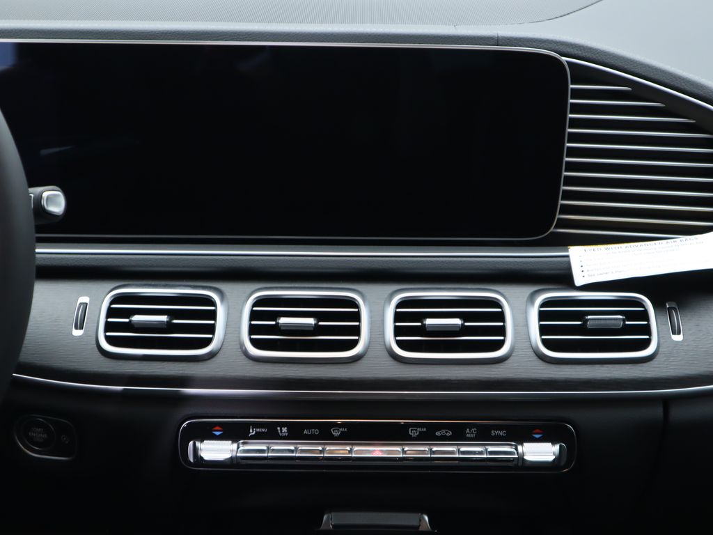 2024 Mercedes-Benz GLS 450 4MATIC 14