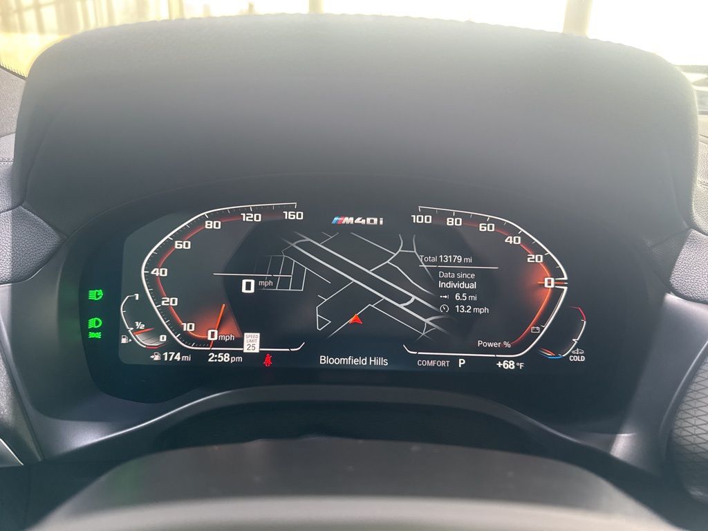 Thumbnail: 2025 BMW X4 - 15