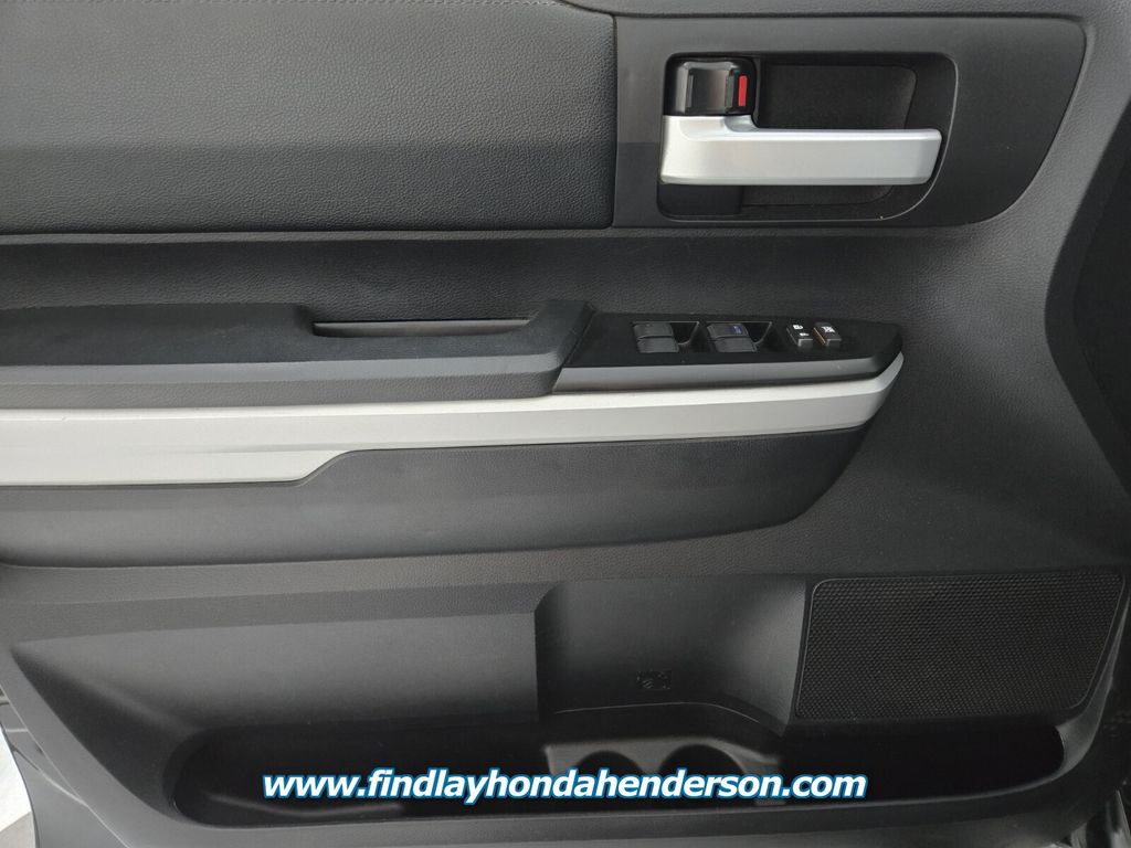 2021 Toyota Tundra SR5 photo