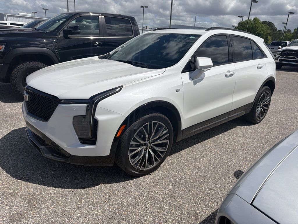 Crystal White Tricoat 2024 Cadillac XT4 Sport FWD SUV / Crossover Front-Wheel Drive 9-Speed Automatic