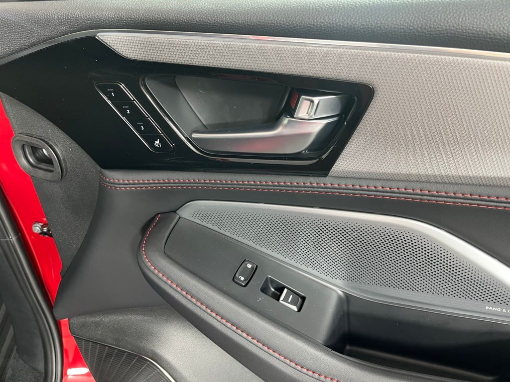 Thumbnail: 2026 Acura MDX - 21