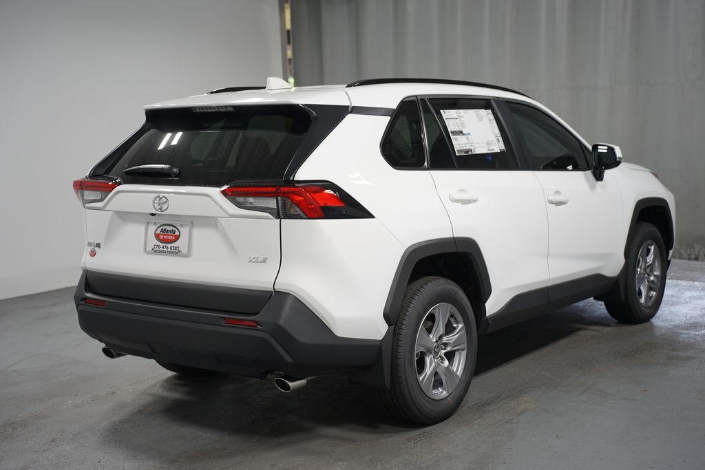Thumbnail: 2025 Toyota RAV4 - 8