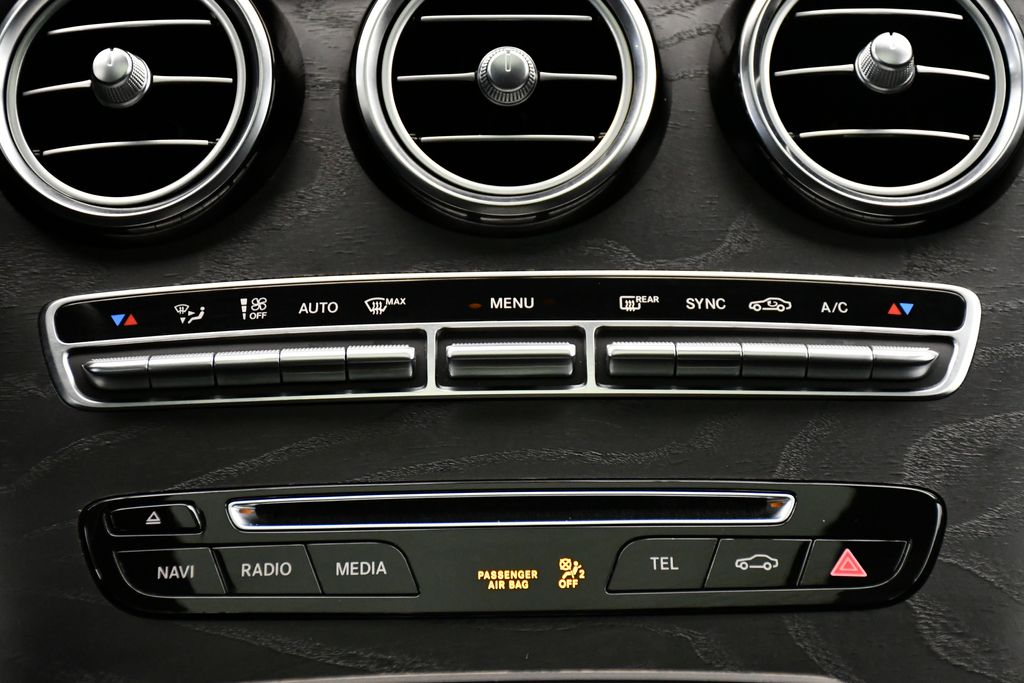 2019 Mercedes-Benz GLC 300 29
