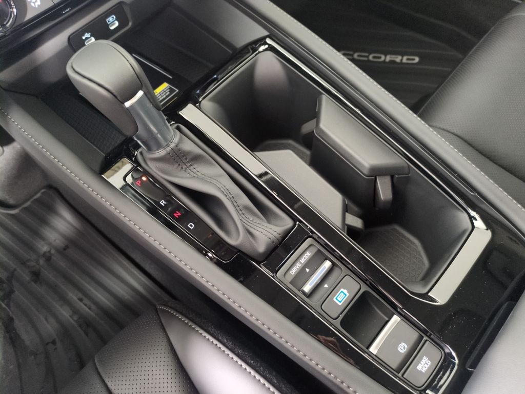 New 2025 Honda Accord Hybrid For Sale in Fort Wayne, IN