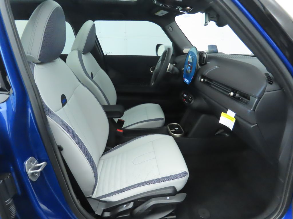 Thumbnail: 2026 MINI Cooper - 23