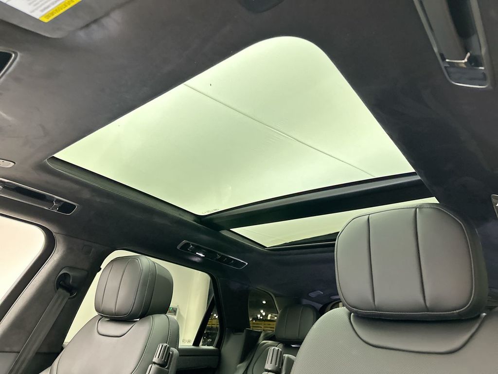 Thumbnail: 2024 Land Rover Range Rover Sport - 16