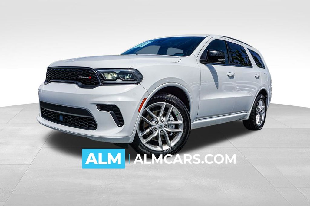 White Knuckle Clearcoat 2024 Dodge Durango SUV / Crossover Rear-Wheel Drive 8-Speed Automatic