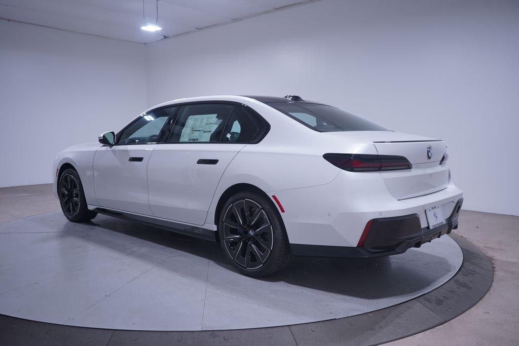 2025 BMW 7 Series 740i 3