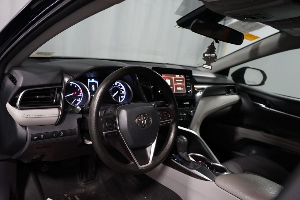 Thumbnail: 2021 Toyota Camry - 7