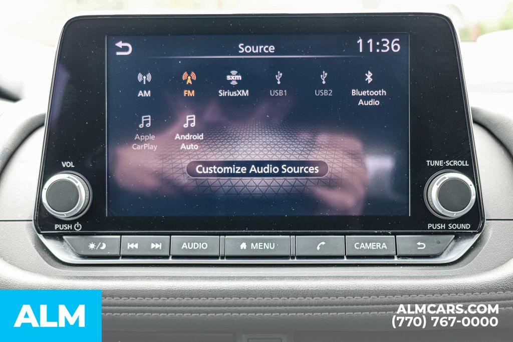 Used 2025 Blue Nissan SV image 39