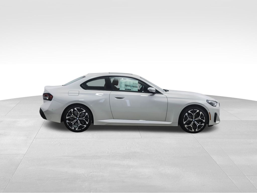 Thumbnail: 2026 BMW 2 Series - 6