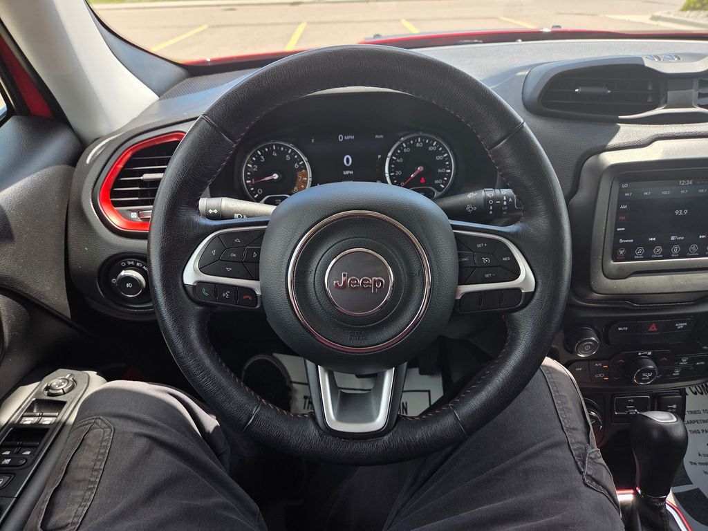 2020 Jeep Renegade Trailhawk
