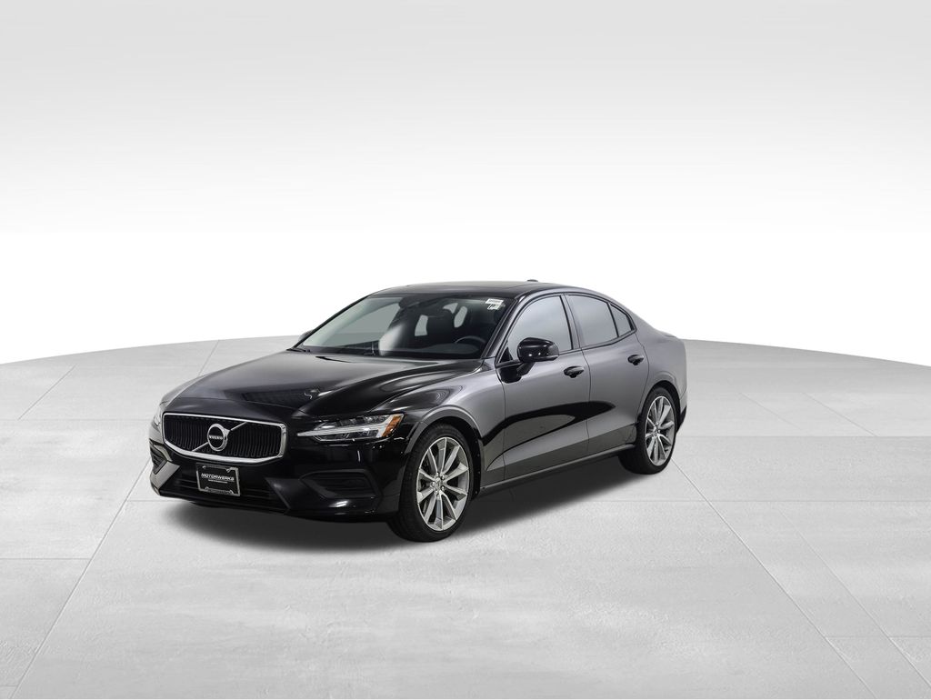 2020 Volvo S60 T6 Momentum -
                  Bloomington, MN