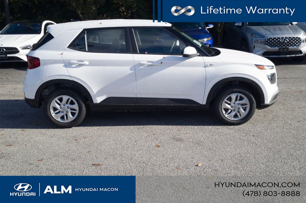 New 2026 White Hyundai SE image 5