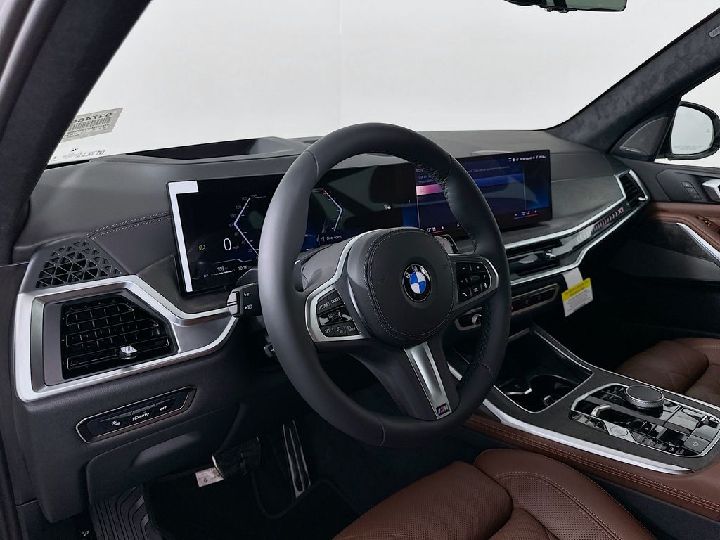 Thumbnail: 2026 BMW X7 - 9