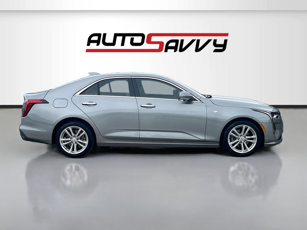 Used 2025 Silver Cadillac Luxury image 8