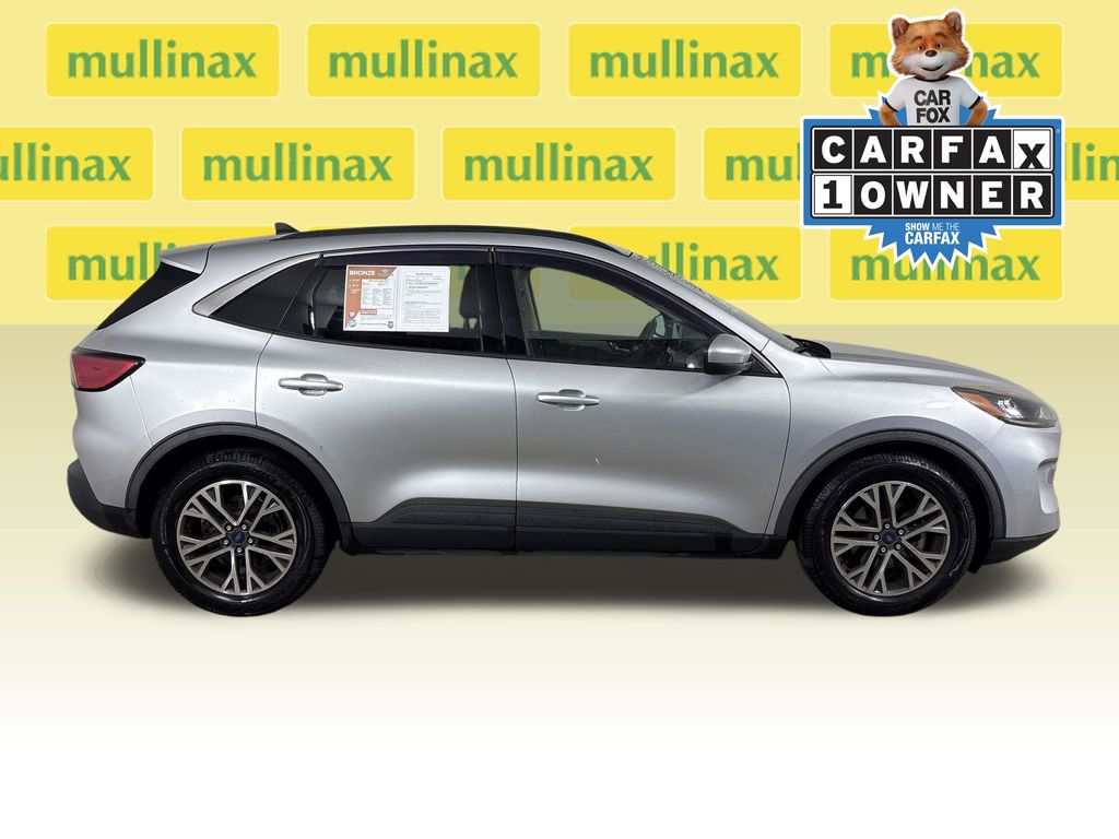 Used 2020 Silver Ford SEL image 2