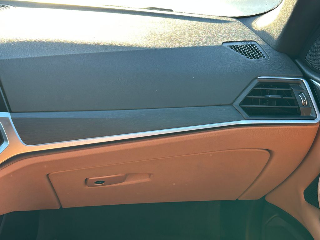 Thumbnail: 2023 BMW 4 Series - 23