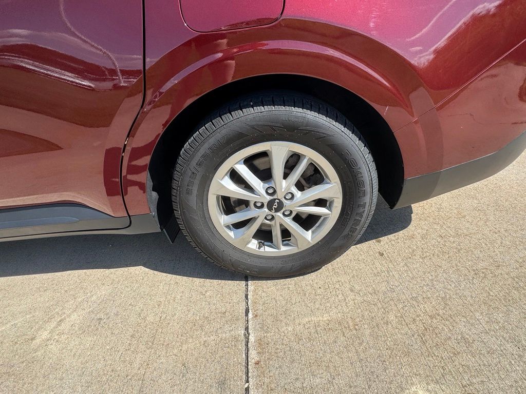 Used 2022 Kia Carnival Van