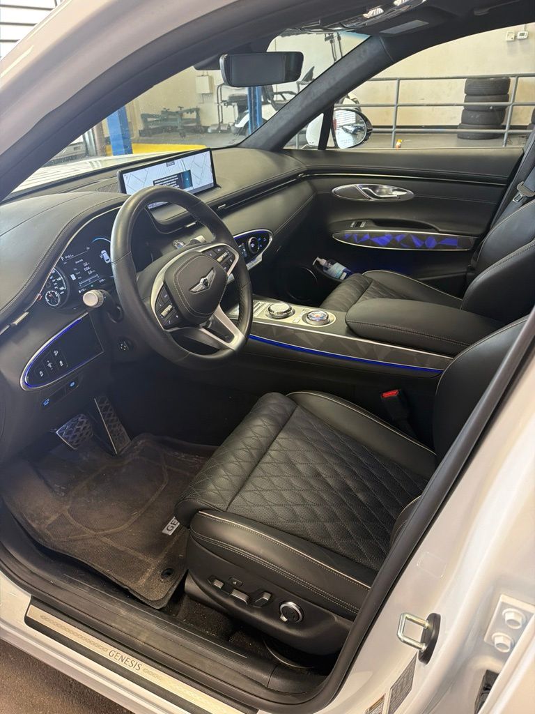 Uyuni White 2025 Genesis GV70 SUV / Crossover All-Wheel Drive 8-Speed Automatic
