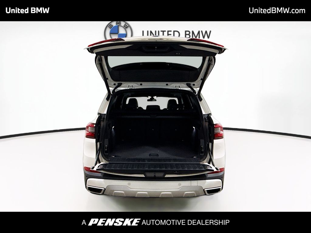 Thumbnail: 2022 BMW X5 - 14
