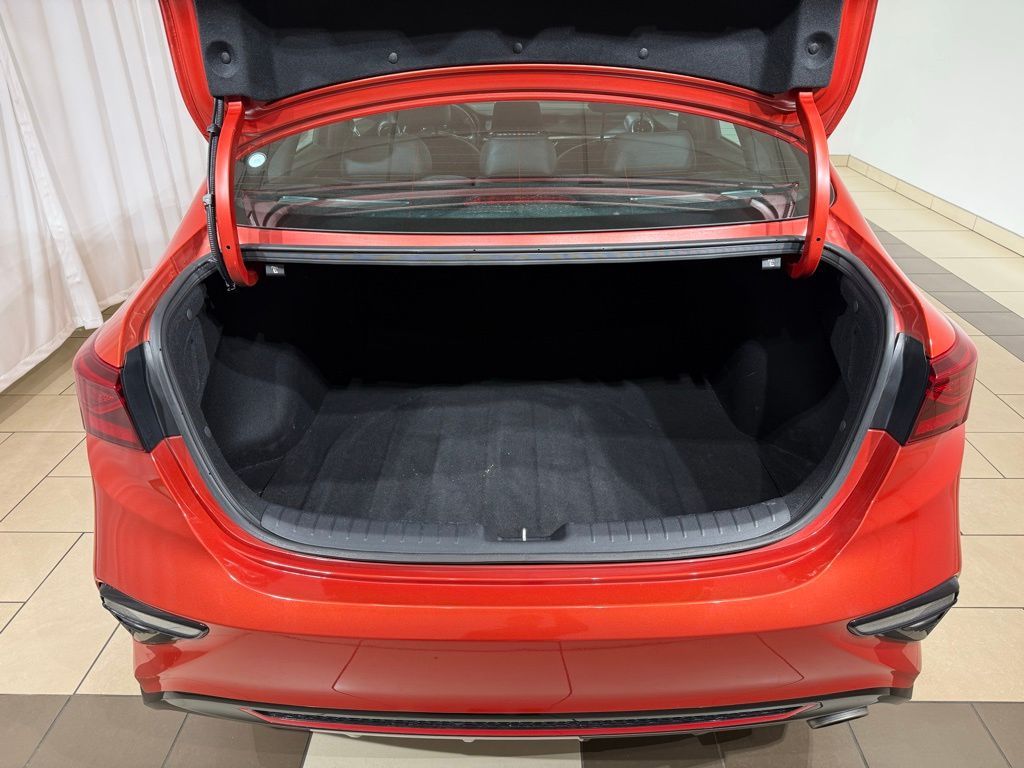 Thumbnail: 2021 Kia Forte - 11