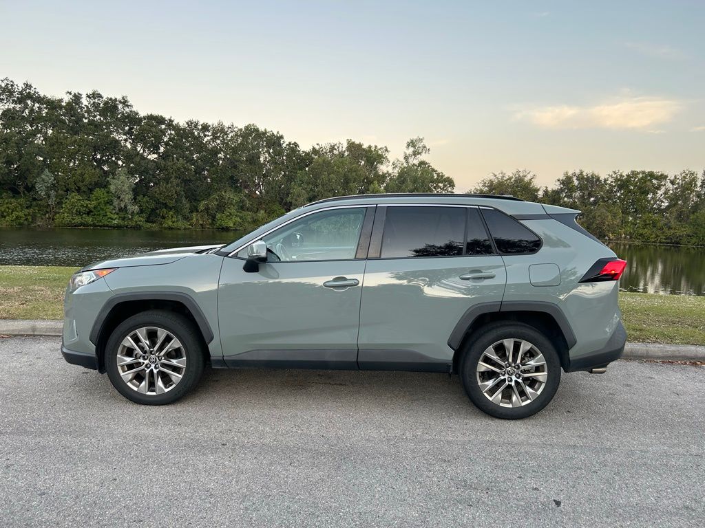 Thumbnail: 2021 Toyota RAV4 - 2