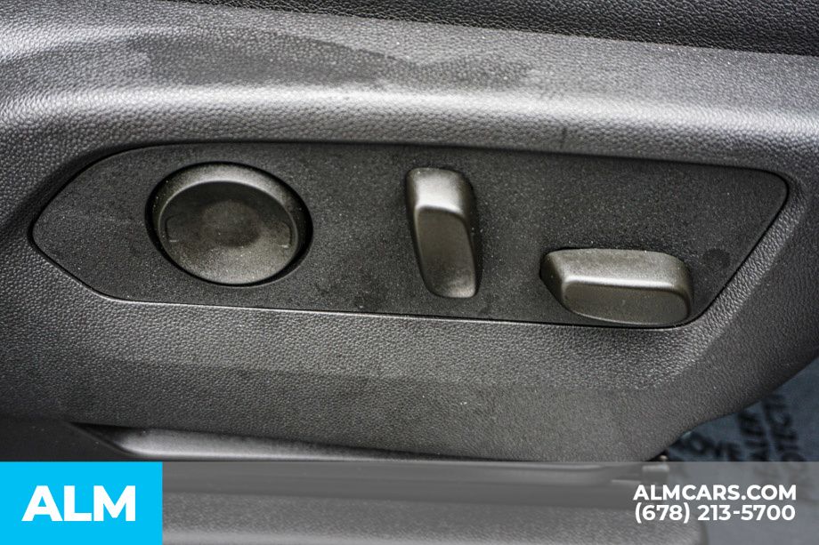 Used 2025 Gray Chevrolet LT image 57
