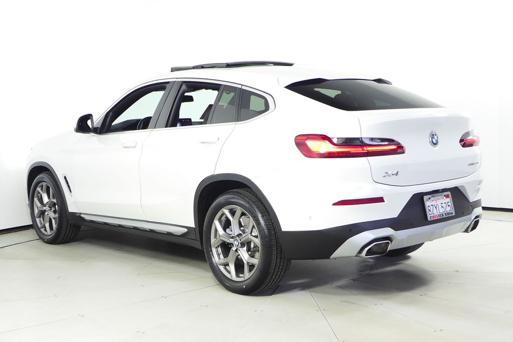 Thumbnail: 2022 BMW X4 - 9