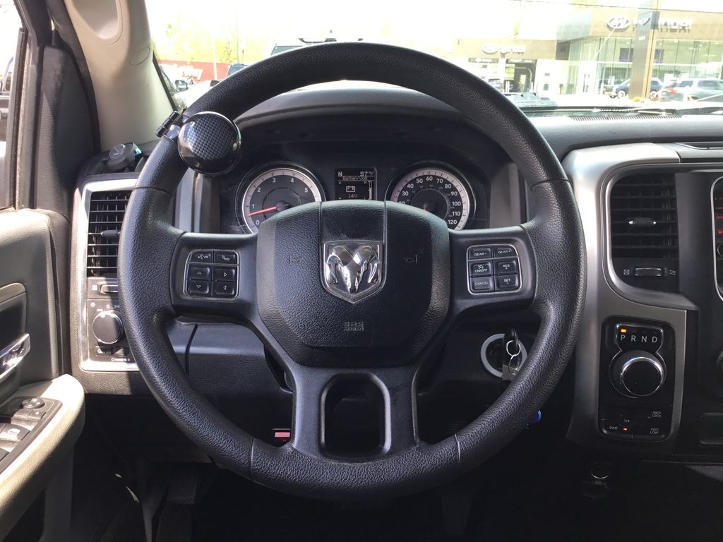 Thumbnail: 2019 RAM 1500 Classic - 11