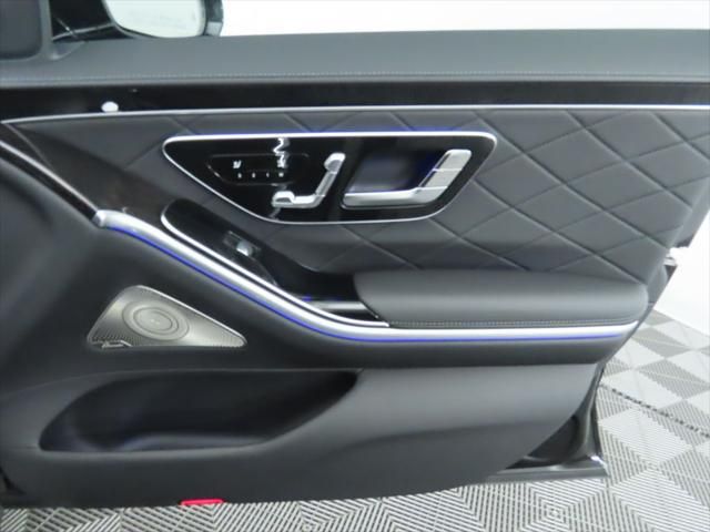 Thumbnail: 2026 Mercedes-Benz S-Class - 27