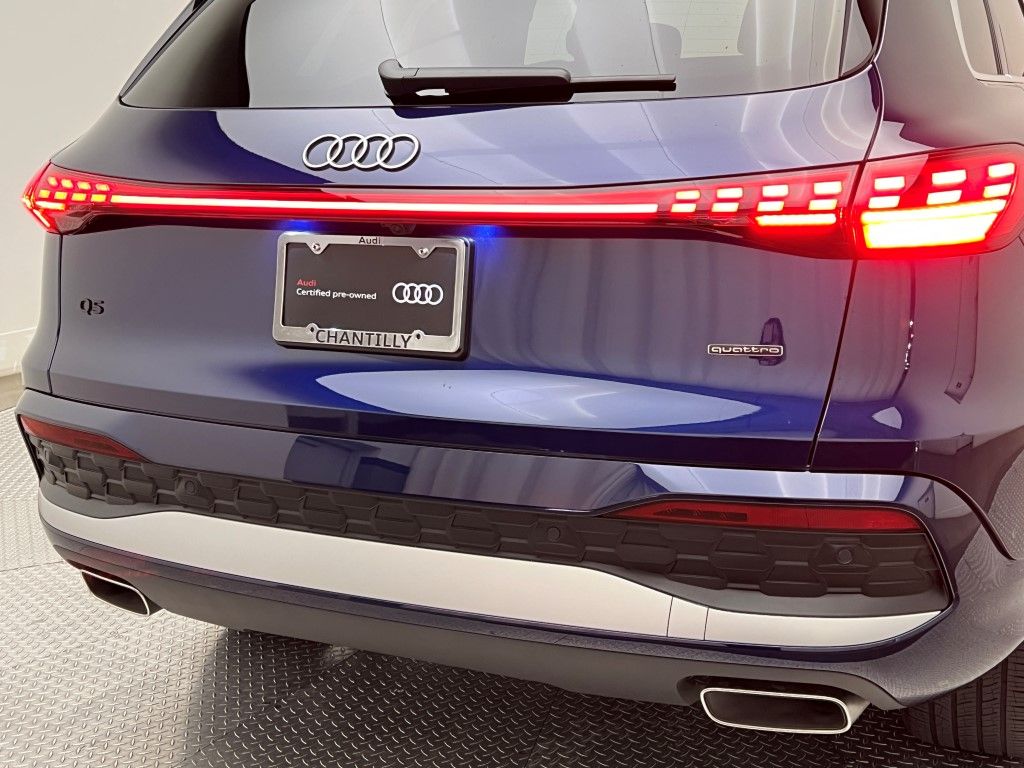 Thumbnail: 2025 Audi Q5 - 7