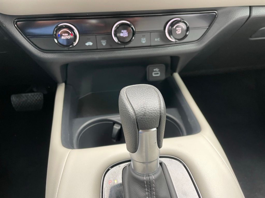 Thumbnail: 2025 Honda HR-V - 18