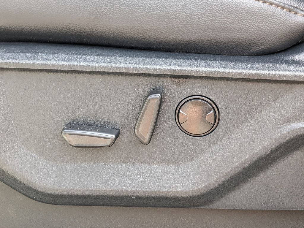 2025 Ford F-250 Super Duty Lariat