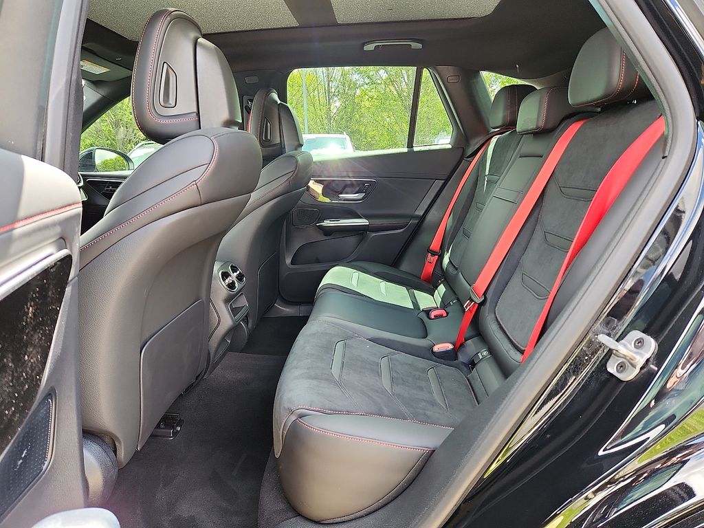 Thumbnail: 2026 Mercedes-Benz GLC - 10