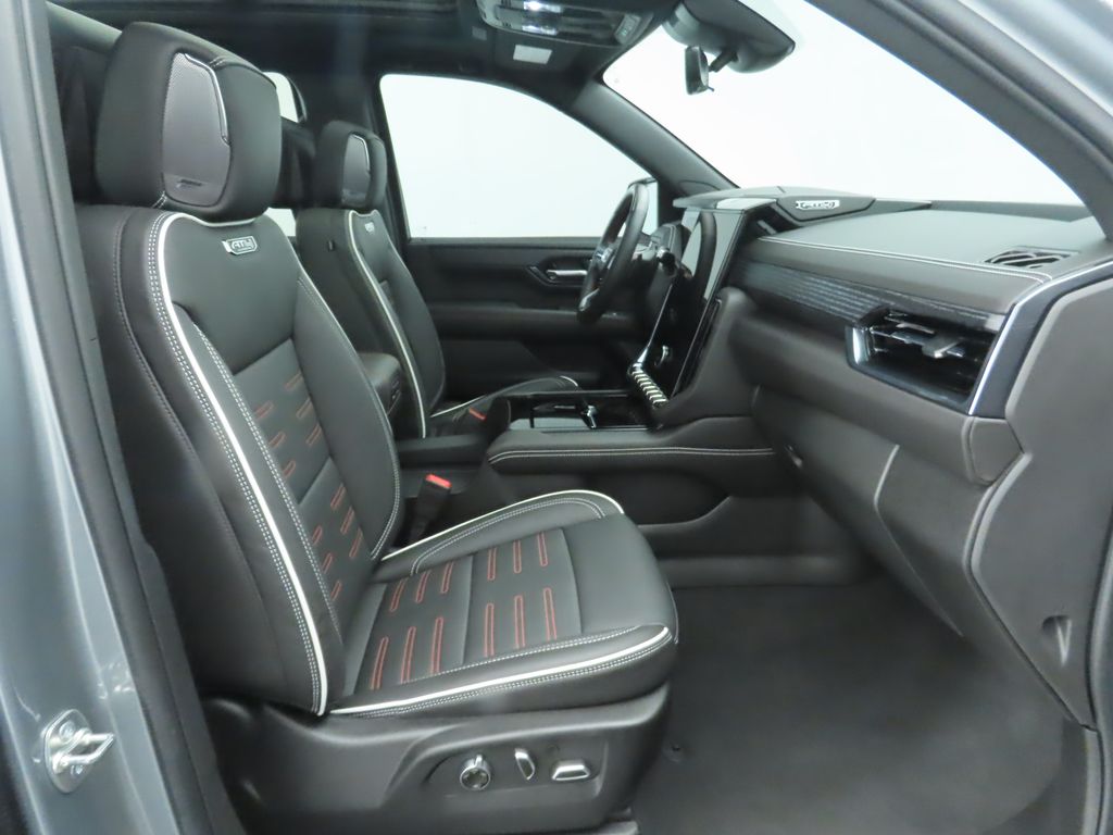 Thumbnail: 2025 GMC Yukon - 21