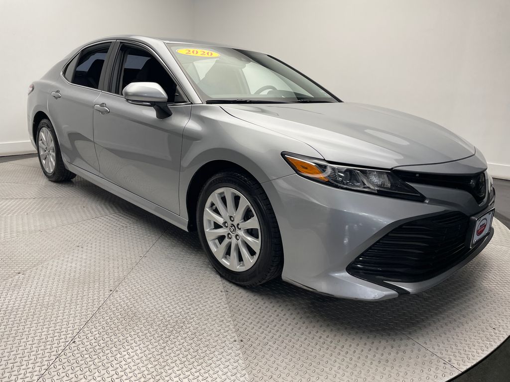 2020 Toyota Camry LE 3