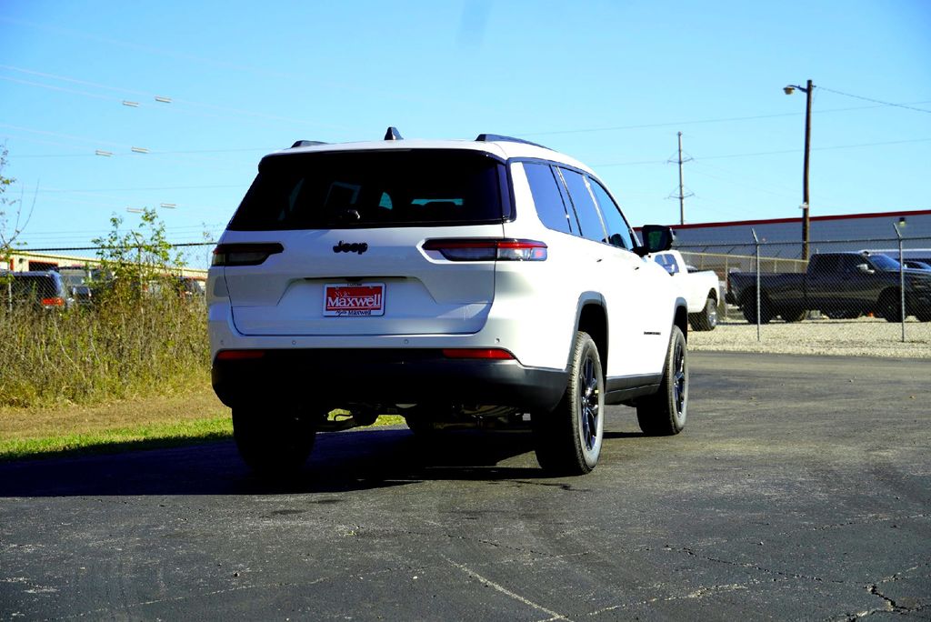New Car 2025 Jeep Grand Cherokee L  Altitude X For Sale Under $40,000 In Taylor, Texas