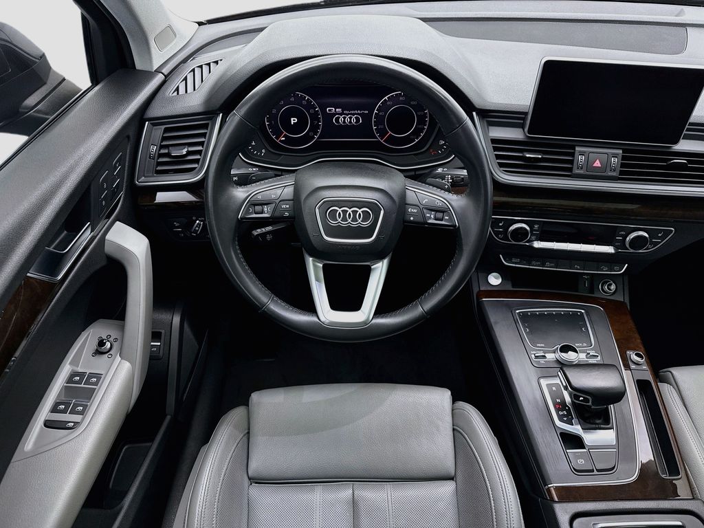 Thumbnail: 2018 Audi Q5 - 10