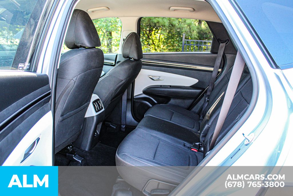 Used 2024 Silver Hyundai SEL image 18