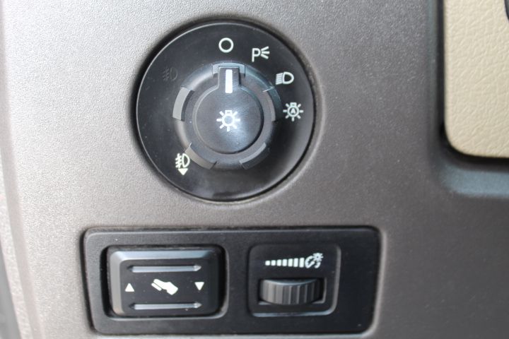 Used Car 2009 Ford F-150  Xlt For Sale Under $12,000 In Georgetown, Texas