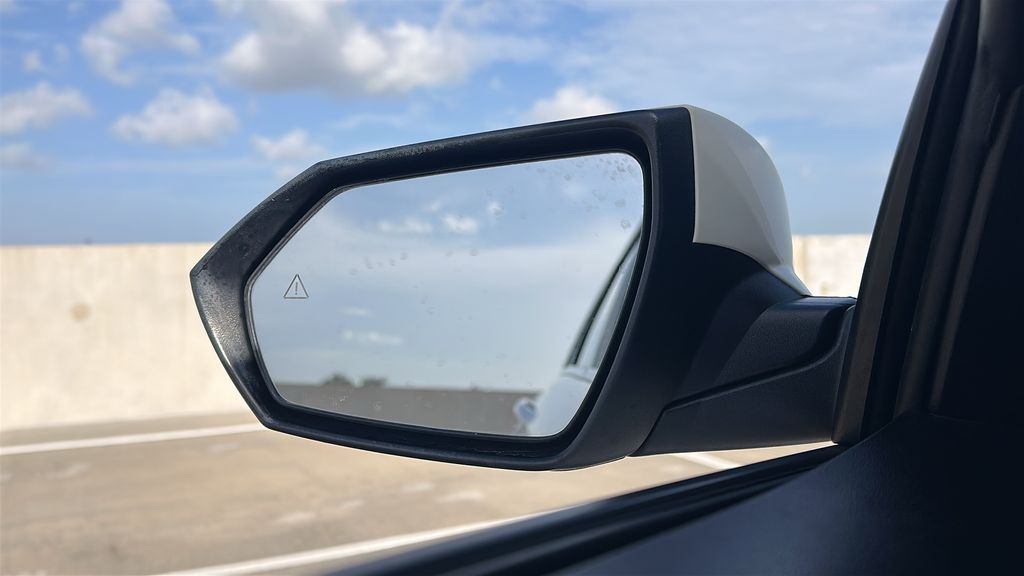 2024 Hyundai Elantra Limited White at Baytown Hyundai