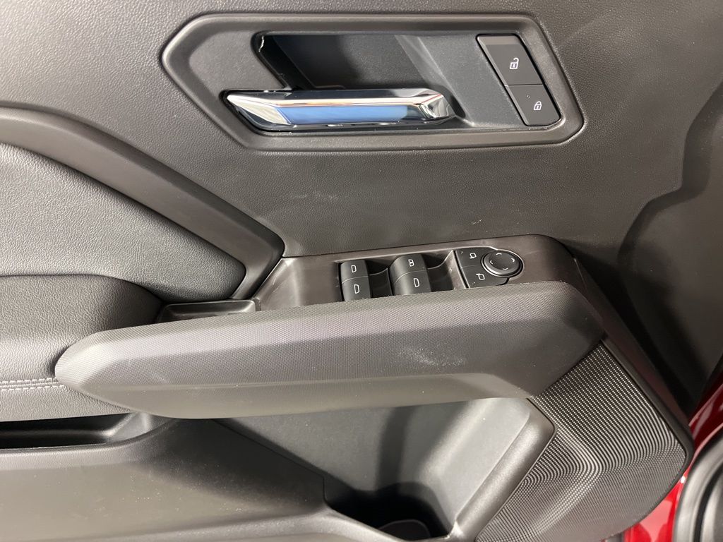 Thumbnail: 2026 Chevrolet Colorado - 25