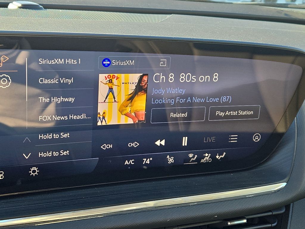 Thumbnail: 2025 Buick Envision - 17