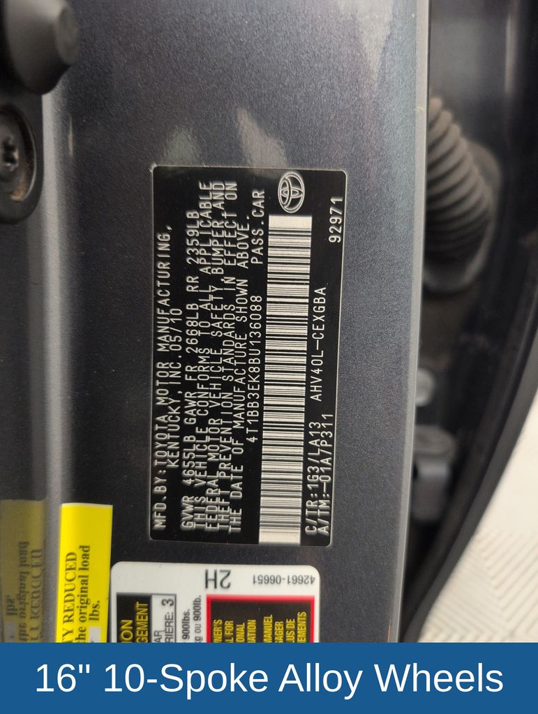 Used 2011 Gray Toyota Base image 43